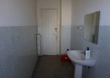 Bagno - Trilocale via Antonio Cantore, 7, Genova (zona Sampierdarena) - foto 14