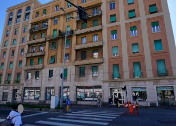 Facciata - Trilocale via Antonio Cantore, 7, Genova (zona Sampierdarena) - foto 24