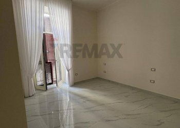 Stanza vuota - Trilocale Viale Gramici
 
24, Napoli - foto 21