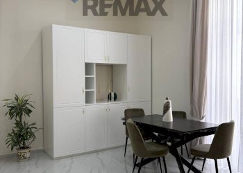 Sala da pranzo - Three-room apartment Viale Gramici
 
24, Napoli - photo 12