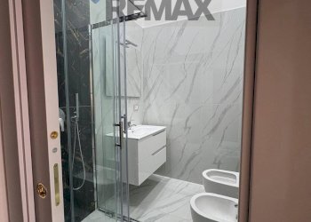 Bagno - Three-room apartment Viale Gramici
 
24, Napoli - photo 30