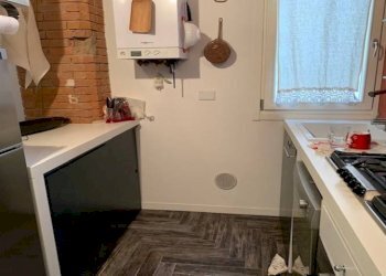 Cucina - Bilocale via San Felice, Bologna (zona Centro Storico) - foto 7