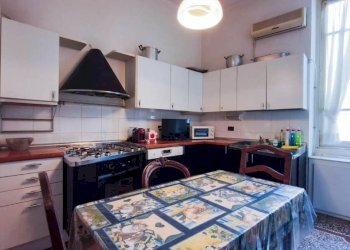 Cucina - Appartamento piazza del Portello, Genova - foto 7