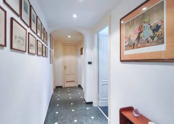 Corridoio - Appartamento piazza del Portello, Genova - foto 17