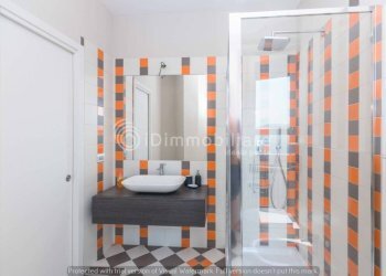 Bagno - Trilocale via Rivarolo, 10, Torino (zona Aurora) - foto 15