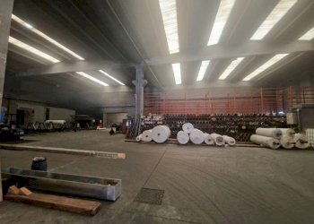 Interno non residenziale - Capannone via Carlo Juker, Legnano - foto 6