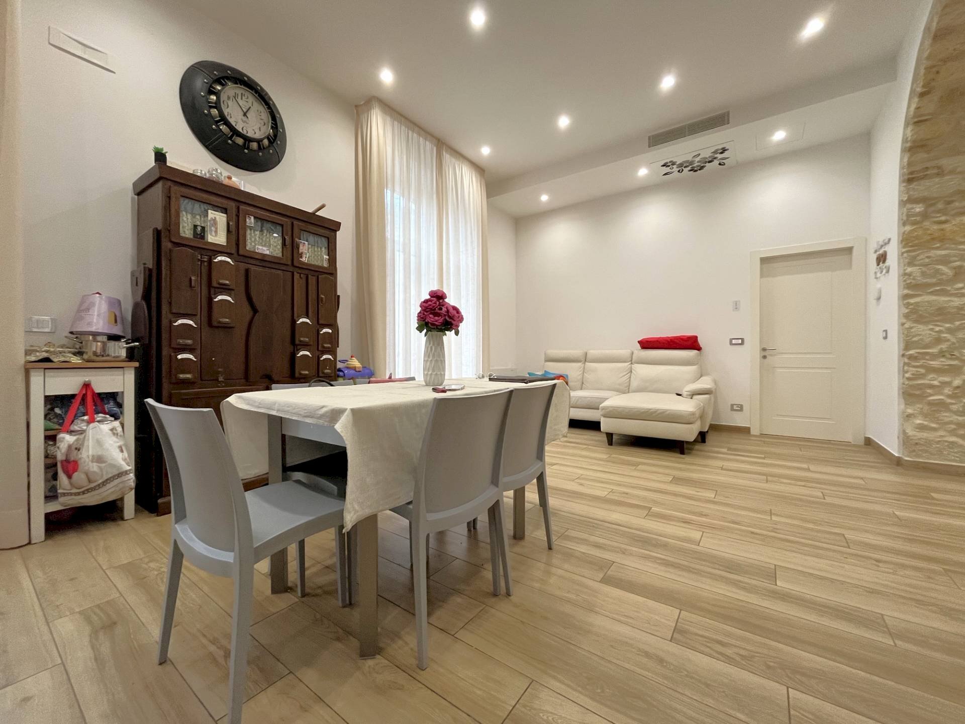 Foto 2 - Quadrilocale Corso Giuseppe Mazzini
235, Catanzaro - foto 2