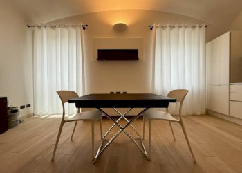 Soggiorno - Bilocale via Conte Augusto Avogadro, 9, Vigliano Biellese - foto 1