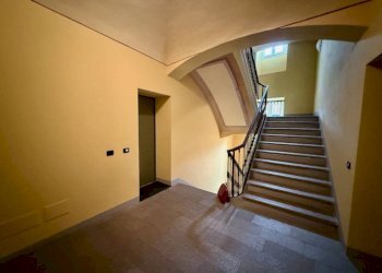 Interno palazzo - Bilocale via Conte Augusto Avogadro, 9, Vigliano Biellese - foto 4