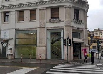 Foto 3 - Locale Commerciale Via Carducci, Trieste - foto 3