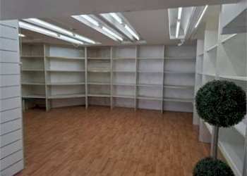 Foto 8 - Locale Commerciale Via Carducci, Trieste - foto 8