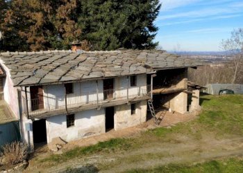 Facciata - Rustic via Bergera, 38, Bagnolo Piemonte - photo 5