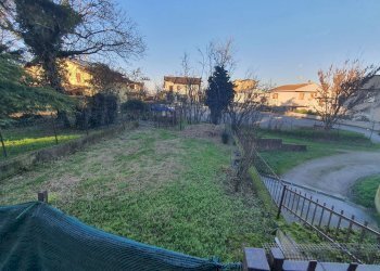 giardino - Appartamento largo Bernardino Campi, Pizzighettone - foto 3