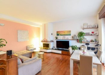 Salone - Trilocale via leonardo da vinci 40, Cantù - foto 8