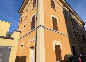 Facciata - Bilocale via del Greto, 1, Bologna (zona Borgo Panigale) - foto 2