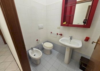 Bagno - Trilocale via Luigi Cipriani, Rieti - foto 8