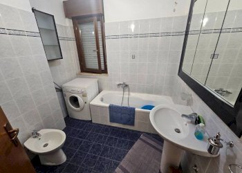 Bagno - Trilocale via Luigi Cipriani, Rieti - foto 10