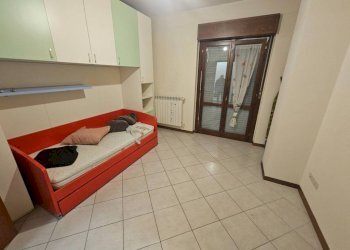 Camera da letto - Trilocale via Luigi Cipriani, Rieti - foto 14