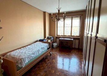 Camera da letto - Three-room apartment corso Gaetano Salvemini, 51, Torino (neighborhood Mirafiori Nord) - photo 22