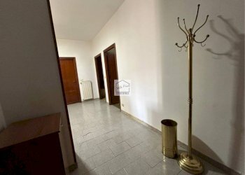 Interno palazzo - Trilocale piazza Don Luigi Sturzo, Aprilia - foto 4