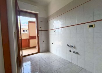 Cucina 4. - Appartamento via Dell'Albareto, Roma (zona Acilia) - foto 10