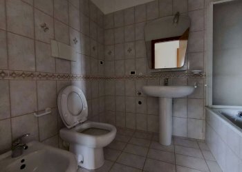 Bagno 3. - Appartamento via Dell'Albareto, Roma (zona Acilia) - foto 21