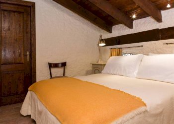 Camera da letto - Villa strada Comunale Val Pattonera, 224, Torino (zona Borgo Po) - foto 30