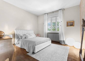 Camera da letto - Villa via Cassinasco, 64-68, Canelli - foto 9