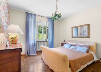 Camera da letto - Villa via Cassinasco, 64-68, Canelli - photo 14
