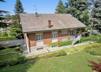 Facciata - Villa via Cassinasco, 64-68, Canelli - foto 21