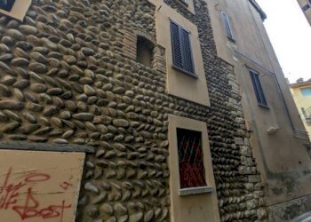 Facciata - Loft piazza Italia, 1, Alzano Lombardo - foto 32