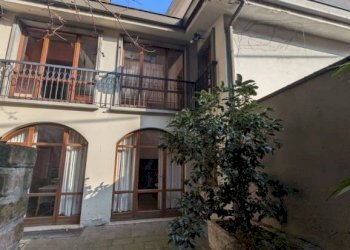 Facciata - Loft piazza Italia, 1, Alzano Lombardo - foto 35