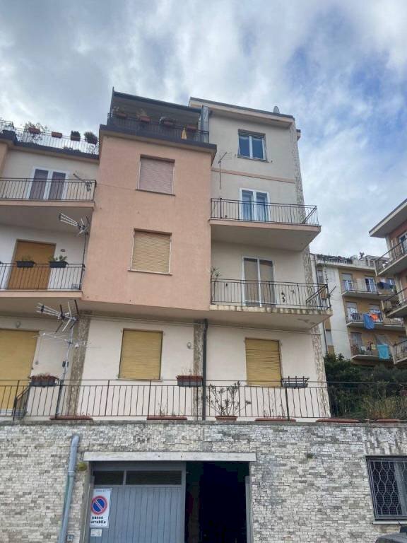 Appartamento via Ignazio Scotto, 26, Savona (zona Villetta) - foto 3