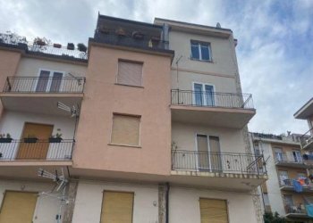 Appartamento via Ignazio Scotto, 26, Savona (zona Villetta) - foto 2