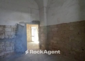 Negozio via Cesare Battisti, 12, Carmiano - foto 16