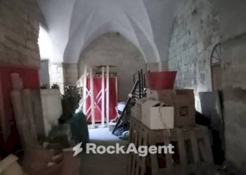 Negozio via Cesare Battisti, 12, Carmiano - foto 18