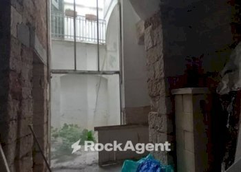 Negozio via Cesare Battisti, 12, Carmiano - foto 28