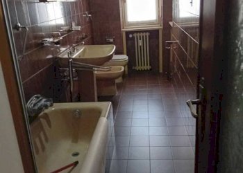 Bagno - Three-room apartment via Bonetta Carlo, 7, Pavia - photo 13
