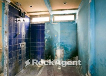 Shop via Eugenio Torelli Viollier, 63, Roma - photo 15