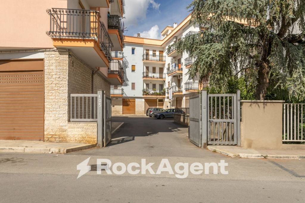 Zona - Trilocale via Bellini, 105, Terlizzi - foto 2