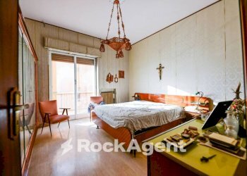 Camera da letto - Quadrilocale via Bambinello Gesù, 24, Catanzaro - foto 18