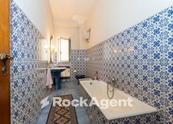 Bagno - Appartamento via Federico Ciccaglione, 15, Catania - foto 17