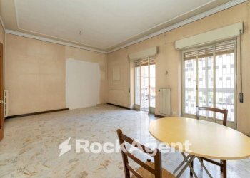 Salone - Appartamento via Federico Ciccaglione, 15, Catania - foto 27