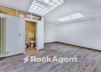 Interno non residenziale - Appartamento via Francesco Petrarca, Napoli (zona Posillipo) - foto 16