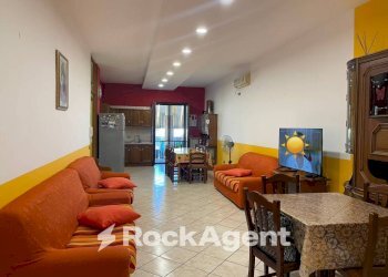 Salone - Quadrilocale via Publio Virgilio Marone 10, Poggiomarino - foto 3