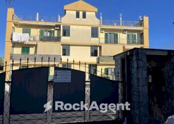 Facciata - Quadrilocale via Publio Virgilio Marone 10, Poggiomarino - foto 38