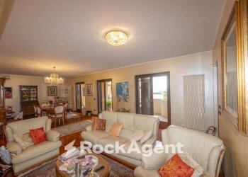 Salone - Apartment viale Italia, 2, Messina - photo 3