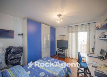 Camera da letto - Apartment viale Italia, 2, Messina - photo 22