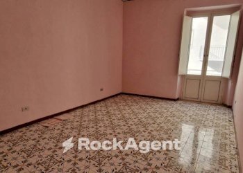 Camera da letto - Quadrilocale vico X Bellavista, 4, Catanzaro - foto 4