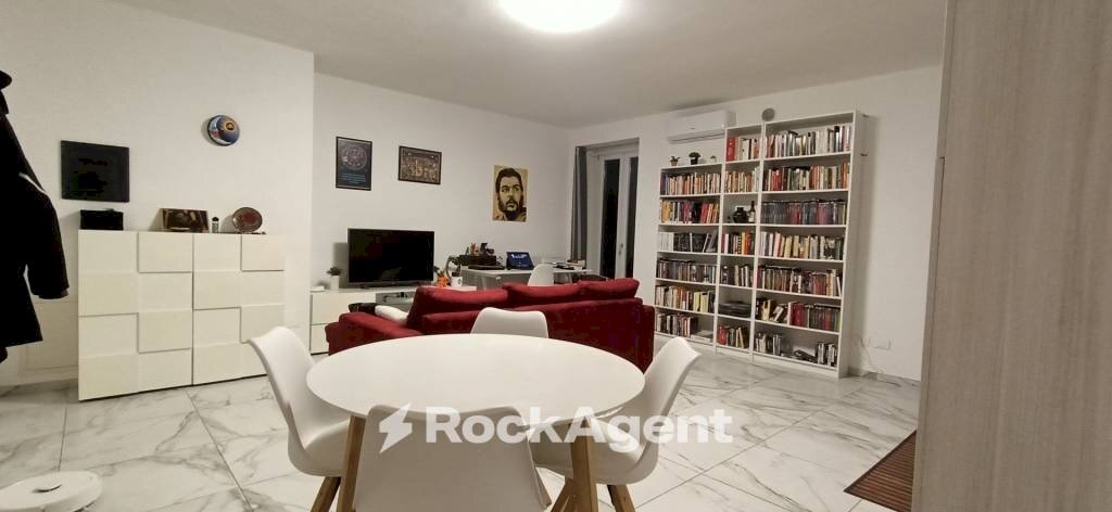 Salone - Trilocale viale Milite Ignoto, 56, Alessandria - foto 2